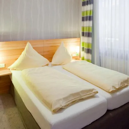 Plusnaturhotel Direkt Am Ederseeufer Waldhotel Wiesemann Und Ferienapartments Waldeck (Hessen)