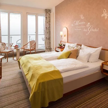 Hotel Plusnaturhotel Direkt Am Ederseeufer Waldhotel Wiesemann Und Ferienapartments 3*