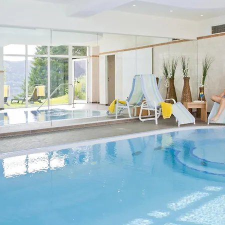 Plusnaturhotel Direkt Am Ederseeufer Waldhotel Wiesemann Und Ferienapartments