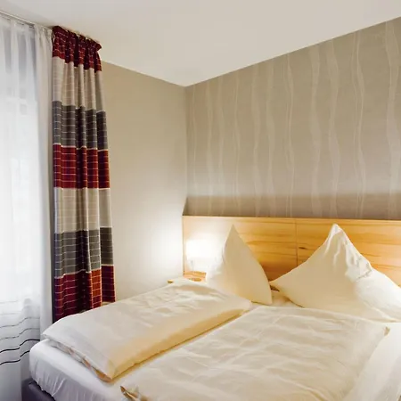 Plusnaturhotel Direkt Am Ederseeufer Waldhotel Wiesemann Und Ferienapartments Отель