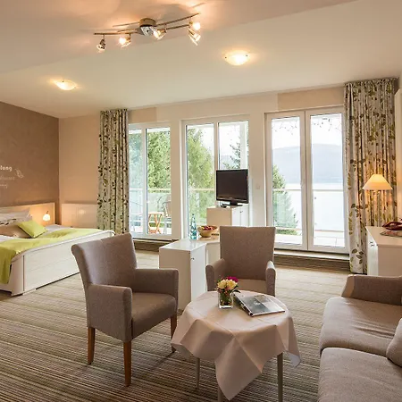 Plusnaturhotel Direkt Am Ederseeufer Waldhotel Wiesemann Und Ferienapartments Waldeck (Hessen)