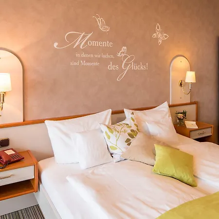 Plusnaturhotel Direkt Am Ederseeufer Waldhotel Wiesemann Und Ferienapartments Отель