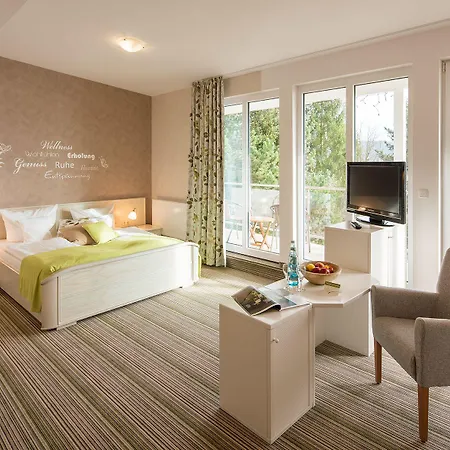 Plusnaturhotel Direkt Am Ederseeufer Waldhotel Wiesemann Und Ferienapartments Отель 3*