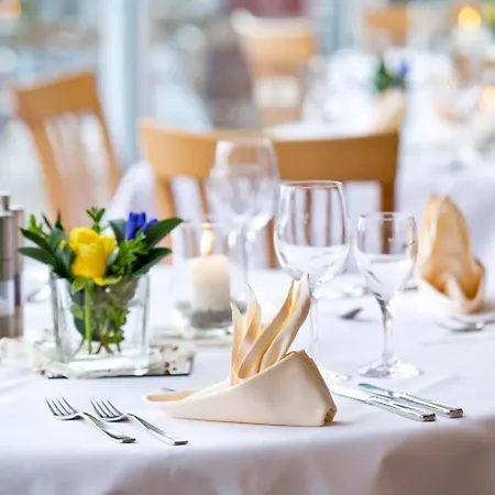 Отель Plusnaturhotel Direkt Am Ederseeufer Waldhotel Wiesemann Und Ferienapartments Вальдек