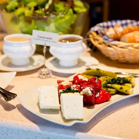 Отель Plusnaturhotel Direkt Am Ederseeufer Waldhotel Wiesemann Und Ferienapartments