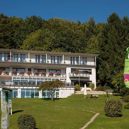 Plusnaturhotel Direkt Am Ederseeufer Waldhotel Wiesemann Und Ferienapartments Отель Вальдек