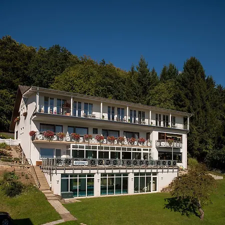 Plusnaturhotel Direkt Am Ederseeufer Waldhotel Wiesemann Und Ferienapartments Отель 3*