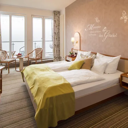 Plusnaturhotel Direkt Am Ederseeufer Waldhotel Wiesemann Und Ferienapartments